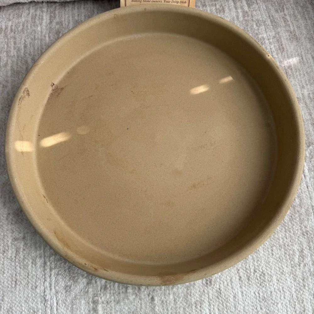 The Pampered Chef 11 inch Deep Dish Baker Stoneware Round Heritage